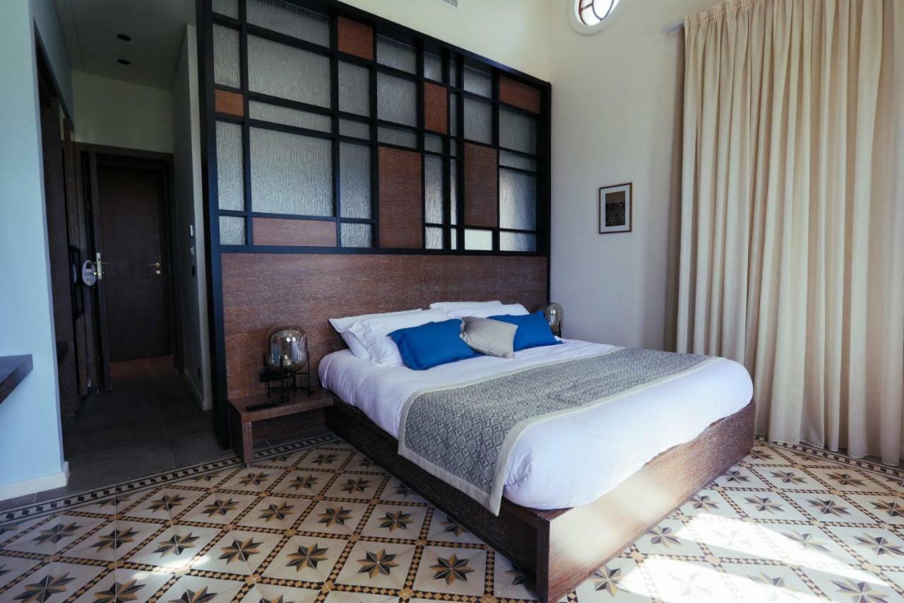 El Boutique Hotel ไทร์ ภายนอก รูปภาพ