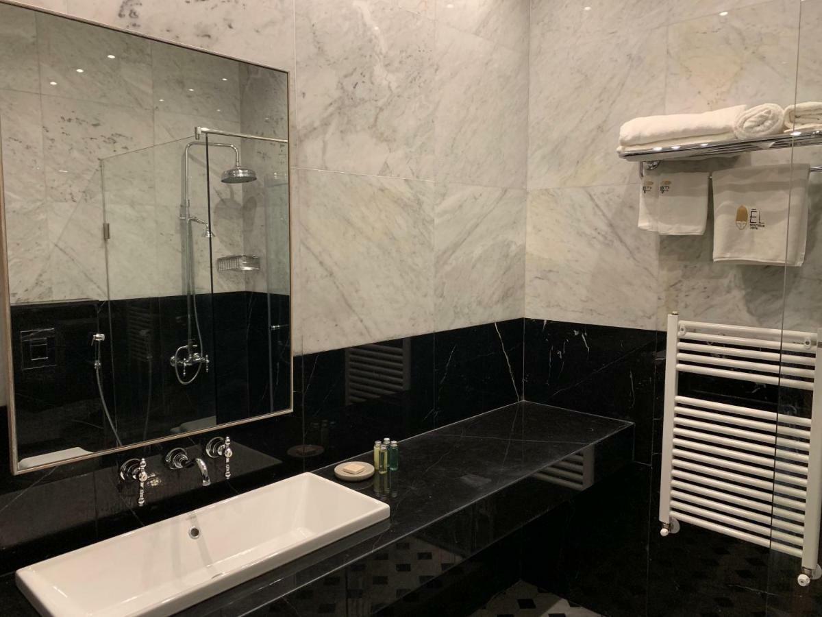 El Boutique Hotel ไทร์ ภายนอก รูปภาพ