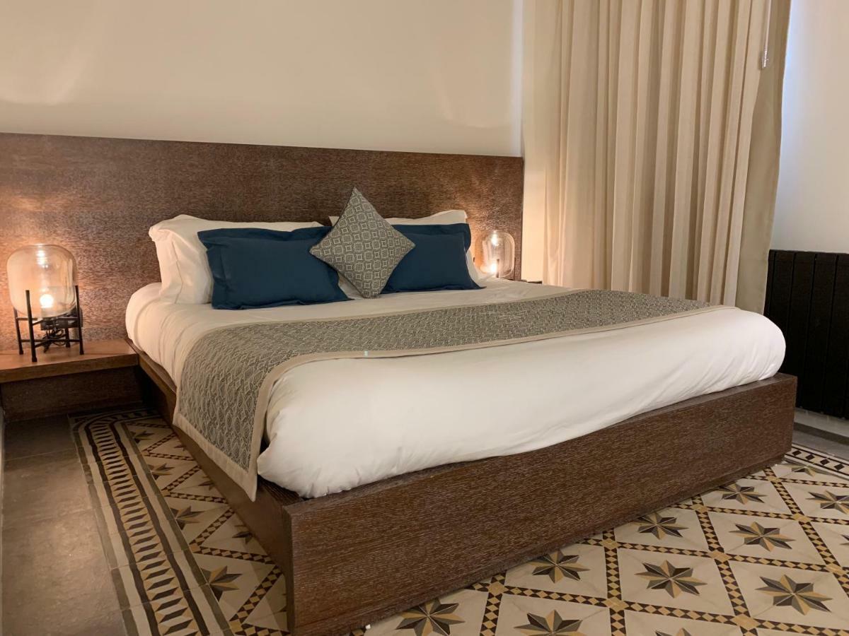 El Boutique Hotel ไทร์ ภายนอก รูปภาพ